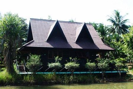 Water Land Golf Resort & Spa Phitsanulok Habitación foto